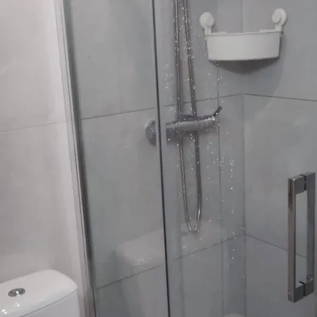 Au Centre-port, Piscine, Clim & A 300m * Agde