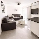 아파트 Cosy, Centre Port, Piscine, Proche *