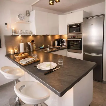 Cosy, Centre Port, Piscine, Proche * Agde