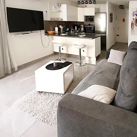 Cosy, Centre Port, Piscine, Proche * Agde